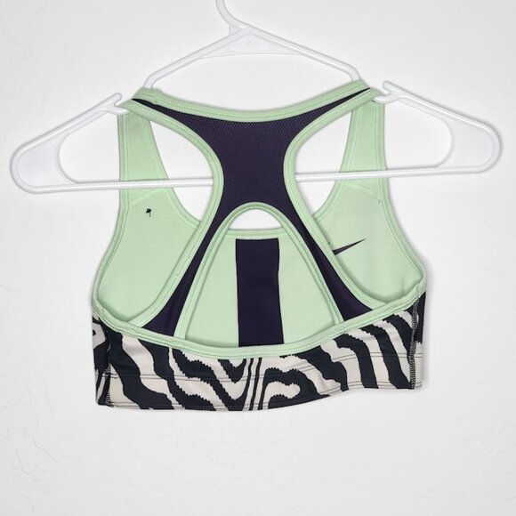 Nike Youth Girls Sports Bra- European Design - Picture 3 of 3